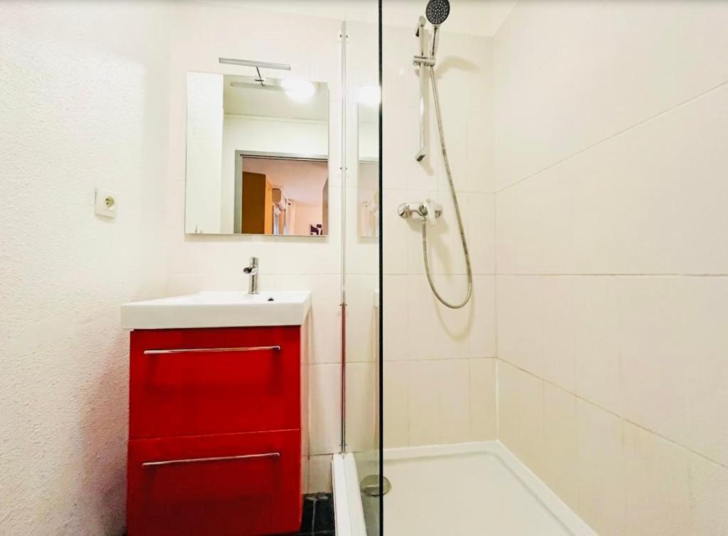Suite Kobalt Villeurbanne Esterno foto